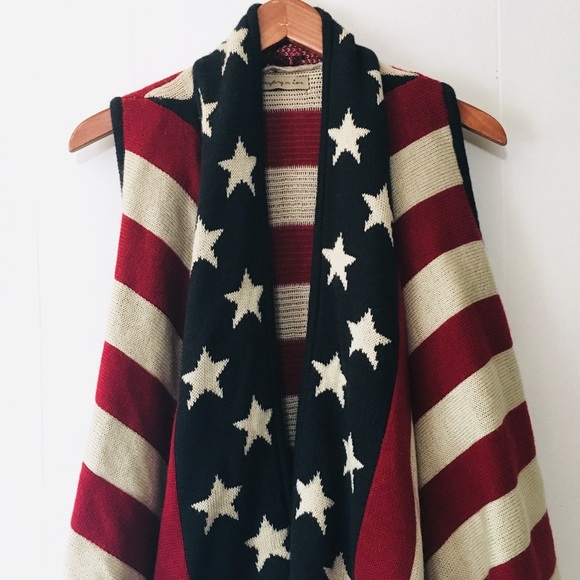 Tilly's Sweaters - • sleeveless patriotic sweater vest •